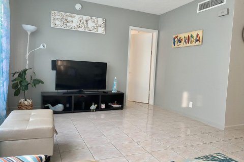 Copropriété à vendre à Pompano Beach, Floride: 1 chambre, 54.81 m2 № 1029464 - photo 19