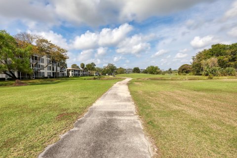 Copropriété à vendre à Pompano Beach, Floride: 2 chambres, 106.84 m2 № 1061057 - photo 21