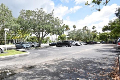 Immobilier commercial à vendre à Cooper City, Floride № 1060787 - photo 18