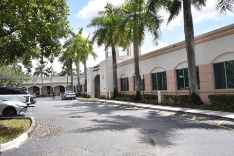 Immobilier commercial à vendre à Cooper City, Floride № 1060787 - photo 16
