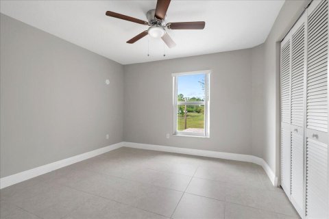 House in West Palm Beach, Florida 3 bedrooms, 205.78 sq.m. № 1226709 - photo 10