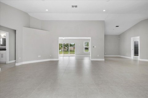 House in West Palm Beach, Florida 3 bedrooms, 205.78 sq.m. № 1226709 - photo 28