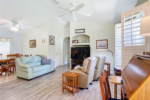 Casa en venta en North Port, Florida, 3 dormitorios, 133.5 m2 № 1346201 - foto 4