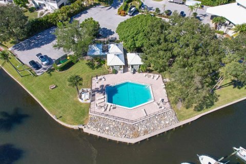 Copropriété à vendre à Stuart, Floride: 2 chambres, 140.75 m2 № 1072700 - photo 11