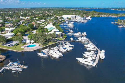 Condo in Stuart, Florida, 2 bedrooms  № 1072700 - photo 29