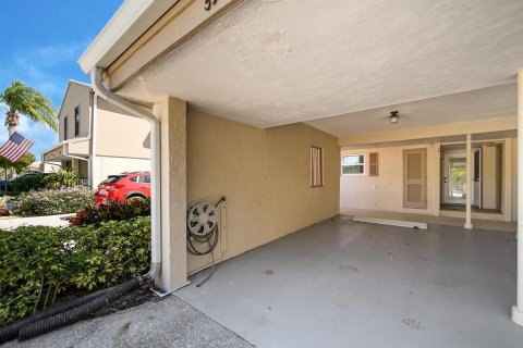 Condo in Stuart, Florida, 2 bedrooms  № 1072700 - photo 21