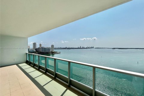 Condo in Miami, Florida, 3 bedrooms  № 1241533 - photo 6