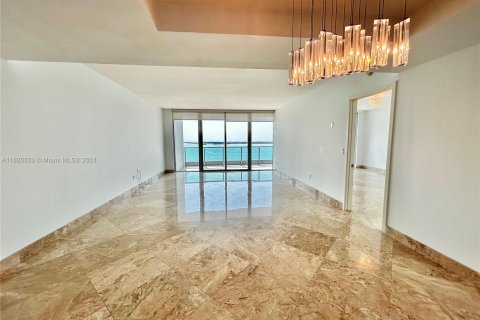 Condo in Miami, Florida, 3 bedrooms  № 1241533 - photo 11