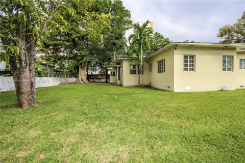 Villa ou maison à vendre à Miami, Floride: 3 chambres, 170.38 m2 № 1075137 - photo 15