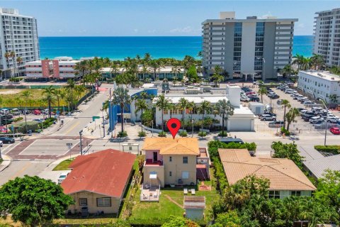 Villa ou maison à vendre à Surfside, Floride: 3 chambres, 161.37 m2 № 1216984 - photo 8