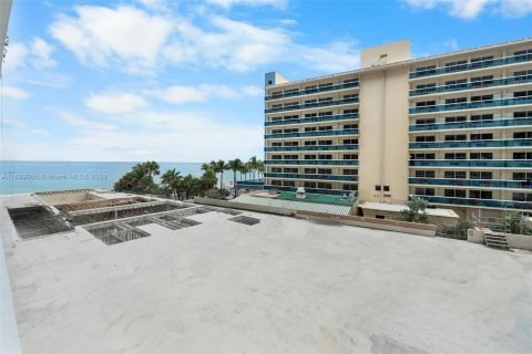 Copropriété à vendre à Fort Lauderdale, Floride: 2 chambres, 164.44 m2 № 1311356 - photo 11