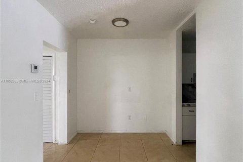 Villa ou maison à louer à Miami Beach, Floride: 1 chambre, 72 m2 № 1347794 - photo 6