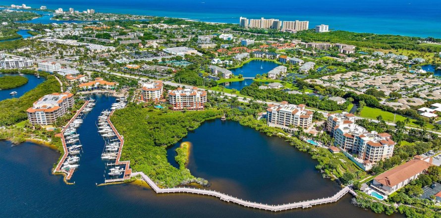 Condominio en Jupiter, Florida, 3 dormitorios  № 1159871