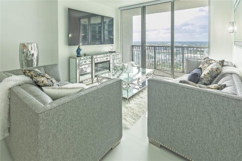 Condominio en venta en Miami, Florida, 1 dormitorio, 73.49 m2 № 1292577 - foto 7