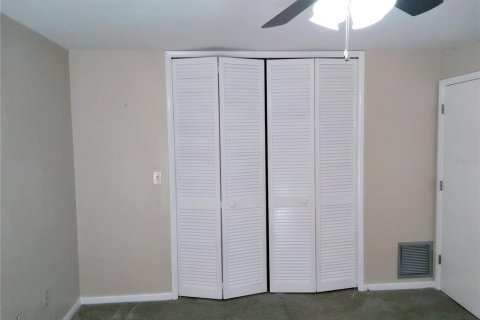 House in Largo, Florida 2 bedrooms, 171.87 sq.m. № 1352285 - photo 23