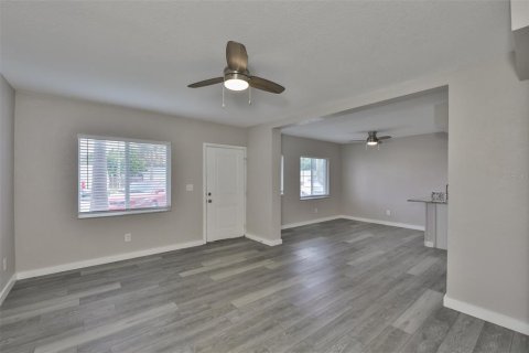 Appartement à louer à Saint Petersburg, Floride: 2 chambres, 65.03 m2 № 1340605 - photo 12