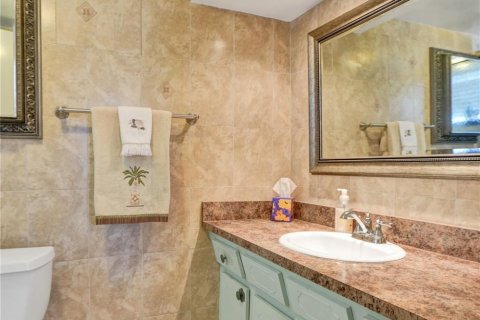 Condo in Lauderdale Lakes, Florida, 2 bedrooms  № 1031471 - photo 12