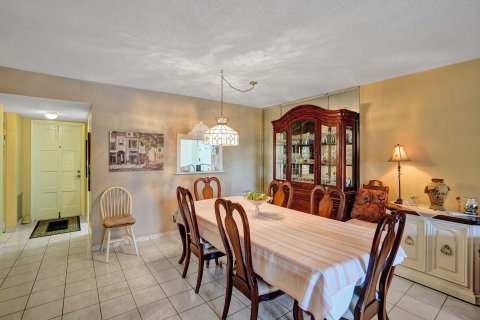 Condo in Lauderdale Lakes, Florida, 2 bedrooms  № 1031471 - photo 26