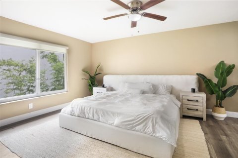 Condo in Fort Lauderdale, Florida, 2 bedrooms  № 1347876 - photo 23