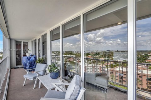 Copropriété à vendre à Fort Lauderdale, Floride: 2 chambres, 173.73 m2 № 1295002 - photo 17