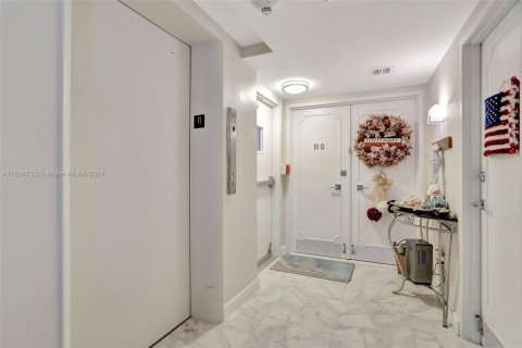 Copropriété à vendre à Fort Lauderdale, Floride: 2 chambres, 173.73 m2 № 1295002 - photo 2