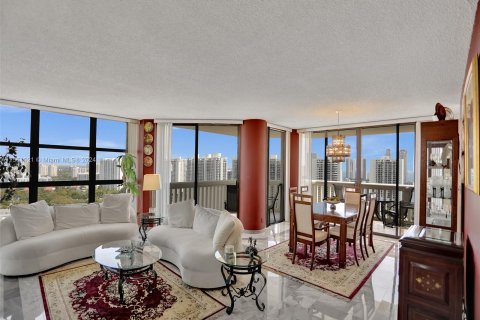 Condominio en venta en Aventura, Florida, 3 dormitorios, 174.66 m2 № 1098320 - foto 1