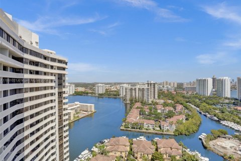 Condominio en venta en Aventura, Florida, 3 dormitorios, 174.66 m2 № 1098320 - foto 25