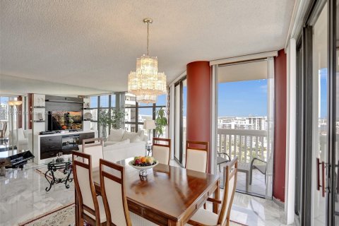 Copropriété à vendre à Aventura, Floride: 3 chambres, 174.66 m2 № 1098320 - photo 5