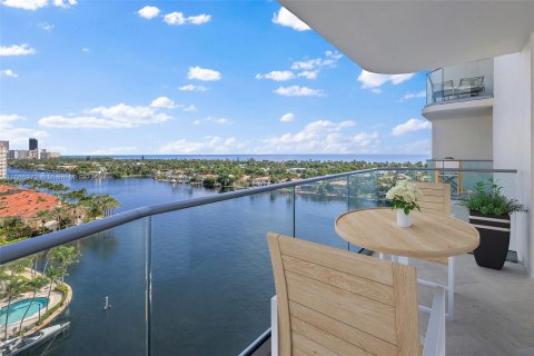 Copropriété à vendre à Aventura, Floride: 2 chambres, 176.61 m2 № 1381631 - photo 2