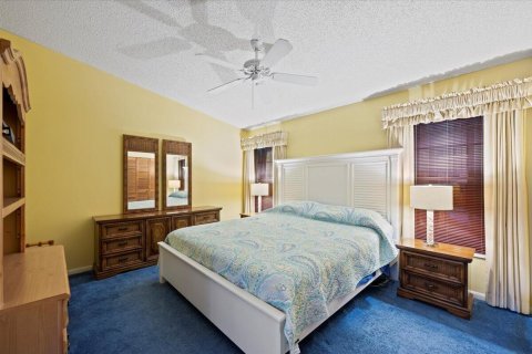 Condo in Hobe Sound, Florida, 2 bedrooms  № 1050068 - photo 11