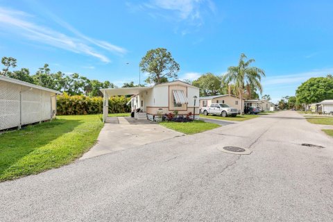 Immobilier commercial à vendre à Okeechobee, Floride № 1050066 - photo 11