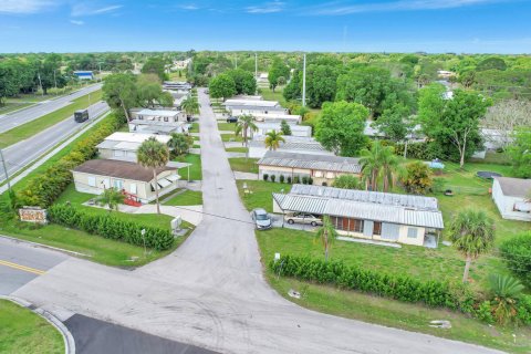Commercial property in Okeechobee, Florida № 1050066 - photo 6