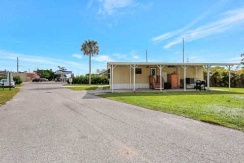 Immobilier commercial à vendre à Okeechobee, Floride № 1050066 - photo 10
