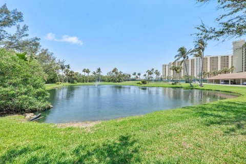 Condo in Jupiter, Florida, 2 bedrooms  № 1207315 - photo 5