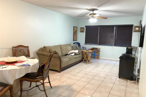 Condo in Boca Raton, Florida, 1 bedroom  № 1207157 - photo 3