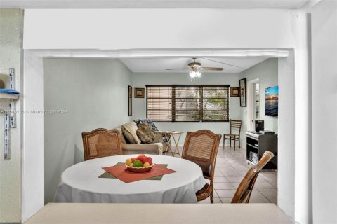 Condo in Boca Raton, Florida, 1 bedroom  № 1207157 - photo 21