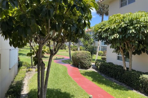 Condominio en venta en Boca Raton, Florida, 1 dormitorio, 64.75 m2 № 1207157 - foto 11