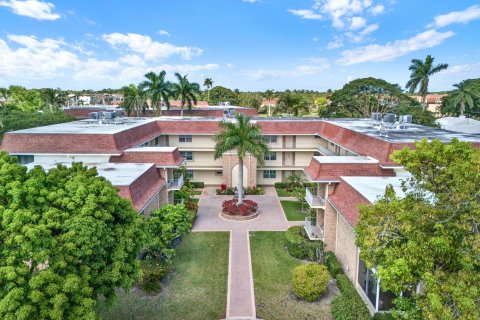 Condo in Palm Beach Gardens, Florida, 1 bedroom  № 1045629 - photo 19