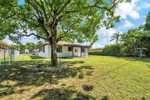 Villa ou maison à vendre à Miami, Floride: 4 chambres, 127.09 m2 № 1331733 - photo 26