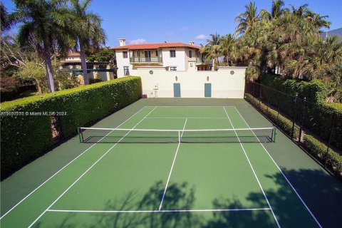 Villa ou maison à vendre à Coral Gables, Floride: 6 chambres, 591.6 m2 № 1332278 - photo 28