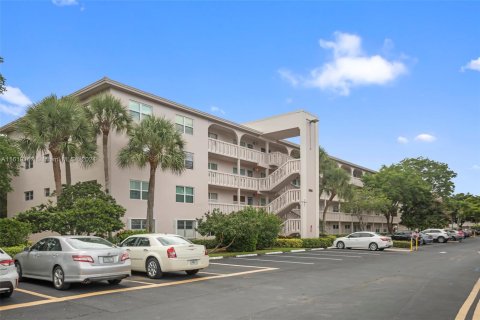 Condominio en venta en Coconut Creek, Florida, 2 dormitorios, 107.4 m2 № 1240694 - foto 27