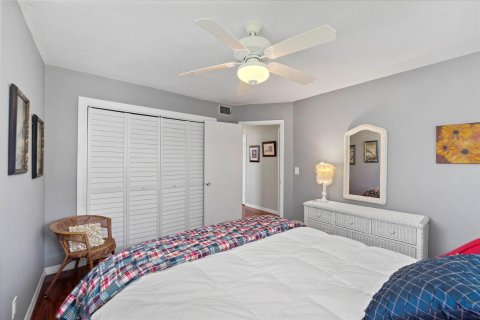 Condo in Stuart, Florida, 2 bedrooms  № 1217313 - photo 8