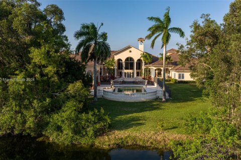 Villa ou maison à vendre à Weston, Floride: 10 chambres, 1327.95 m2 № 1239462 - photo 18