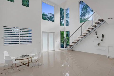 Casa en venta en Hollywood, Florida, 4 dormitorios, 209.49 m2 № 1239463 - foto 6