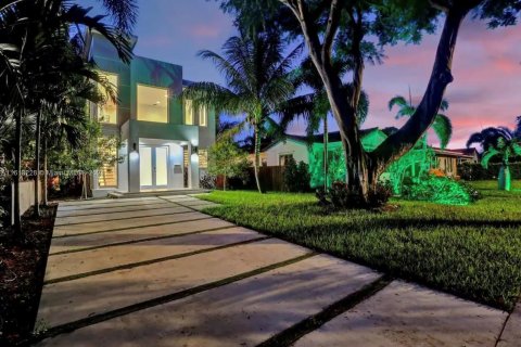 Casa en venta en Hollywood, Florida, 4 dormitorios, 209.49 m2 № 1239463 - foto 9