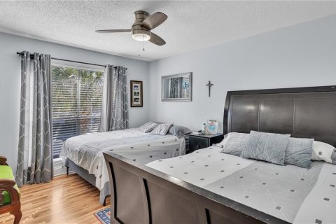 Copropriété à vendre à Tampa, Floride: 2 chambres, 108.14 m2 № 1053733 - photo 15