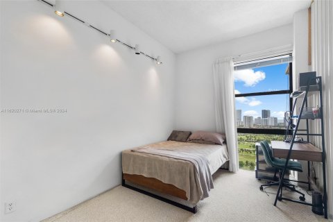 Condo in Aventura, Florida, 2 bedrooms  № 1241257 - photo 5