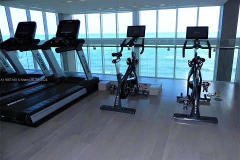 Condominio en venta en Hallandale Beach, Florida, 2 dormitorios, 100.89 m2 № 1360715 - foto 24