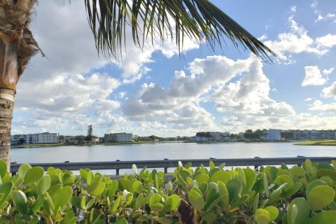 Condominio en venta en Boca Raton, Florida, 2 dormitorios, 78.04 m2 № 1058812 - foto 10