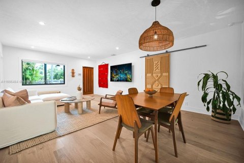 Casa en venta en Miami, Florida, 3 dormitorios, 140.1 m2 № 1381810 - foto 6